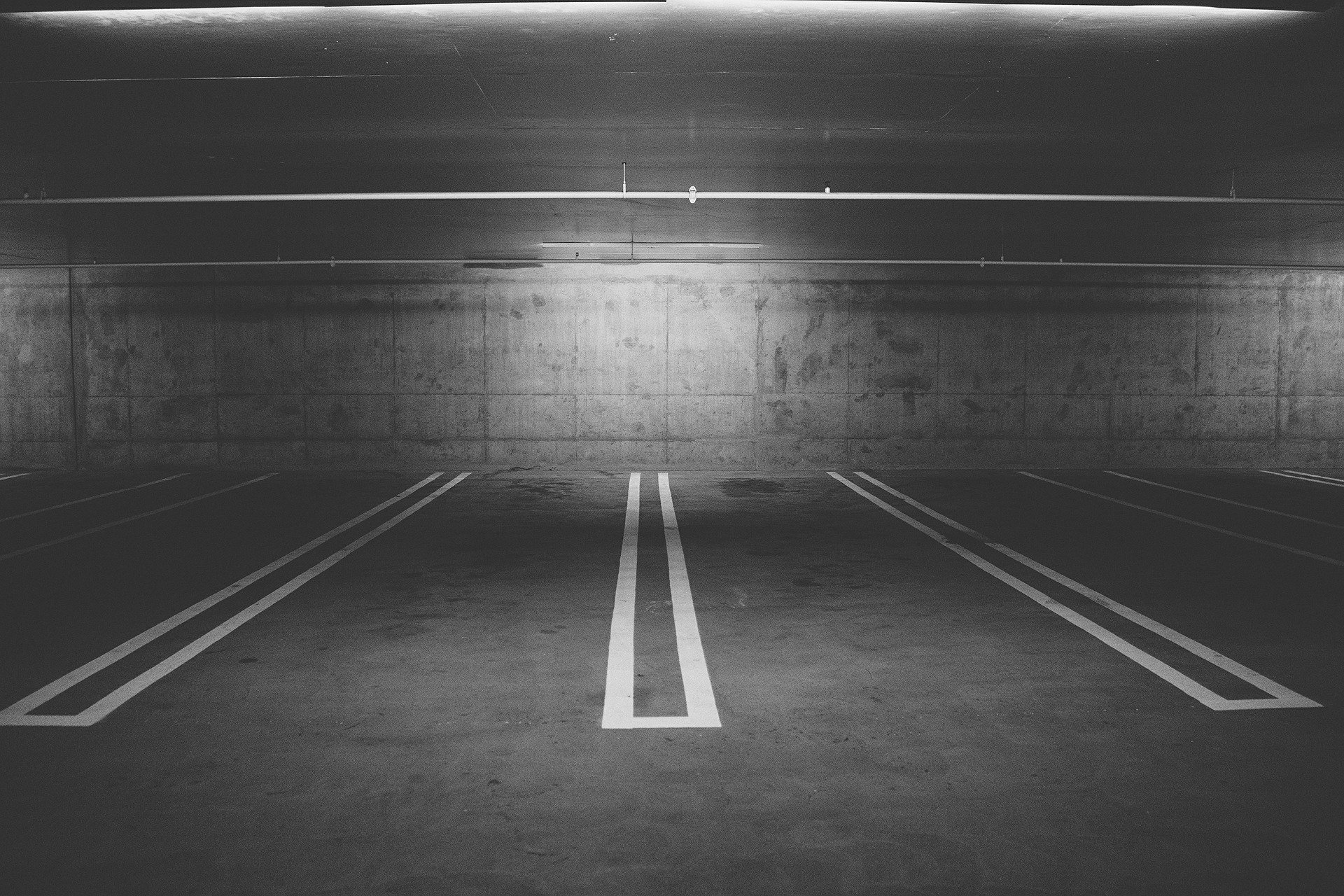parking deck 438415_1920